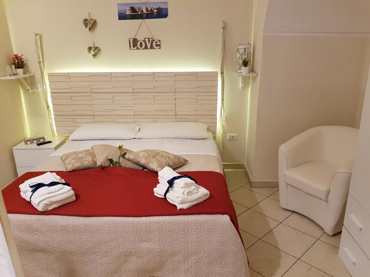 Philos - Appartements & Rooms Taranto Luaran gambar