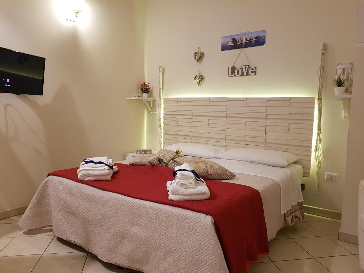 Philos - Appartements & Rooms Taranto Luaran gambar