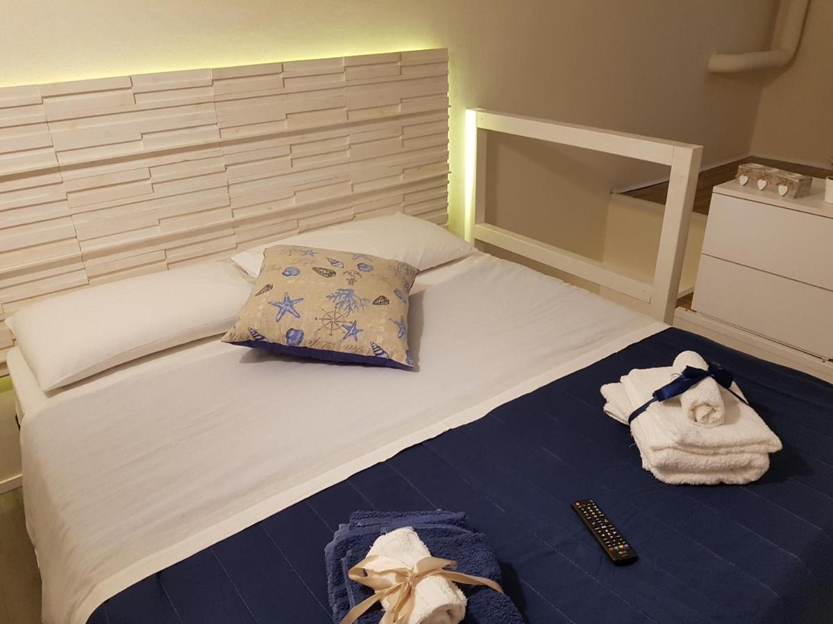 Philos - Appartements & Rooms Taranto Luaran gambar