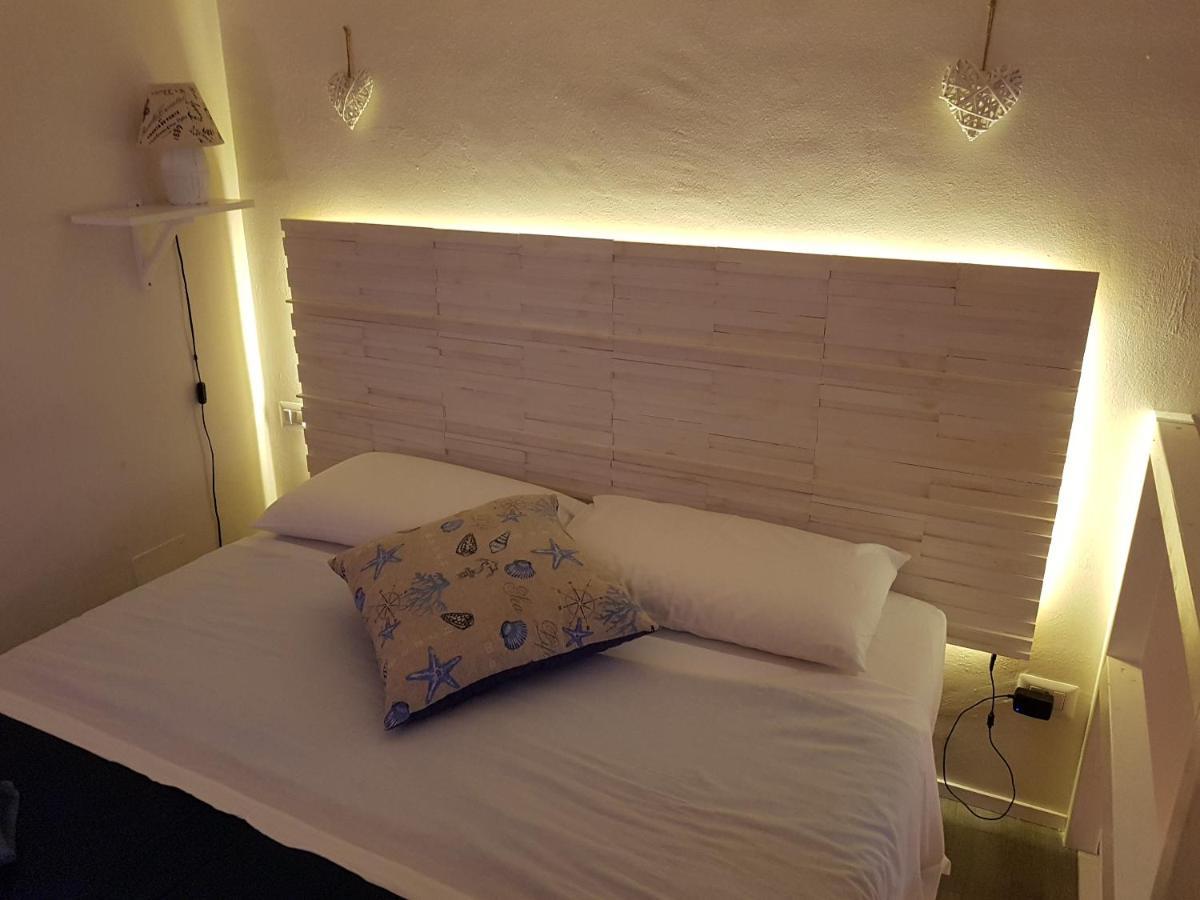 Philos - Appartements & Rooms Taranto Luaran gambar